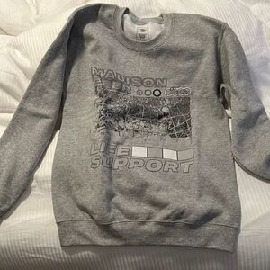 Madison Beer Tour Sweatshirt Small NEW